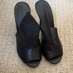 Kendall & Kylie Black Leather Mules